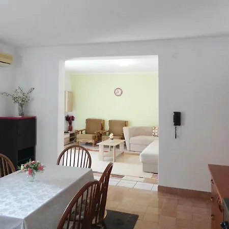 Three-bedroom In * 스플리트