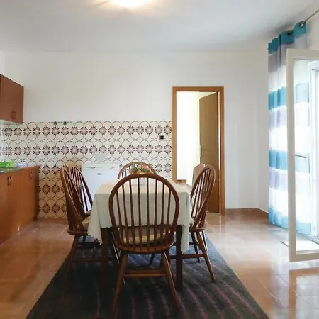 Three-bedroom In Apartment